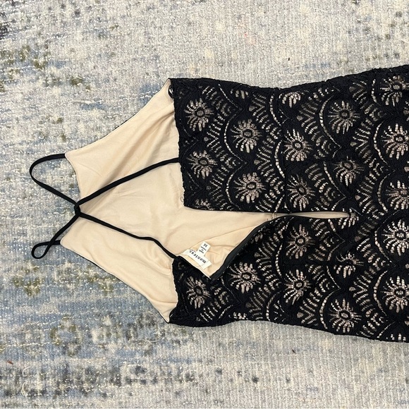 Monteau black lace dress. Like new. - Picture 7 of 13